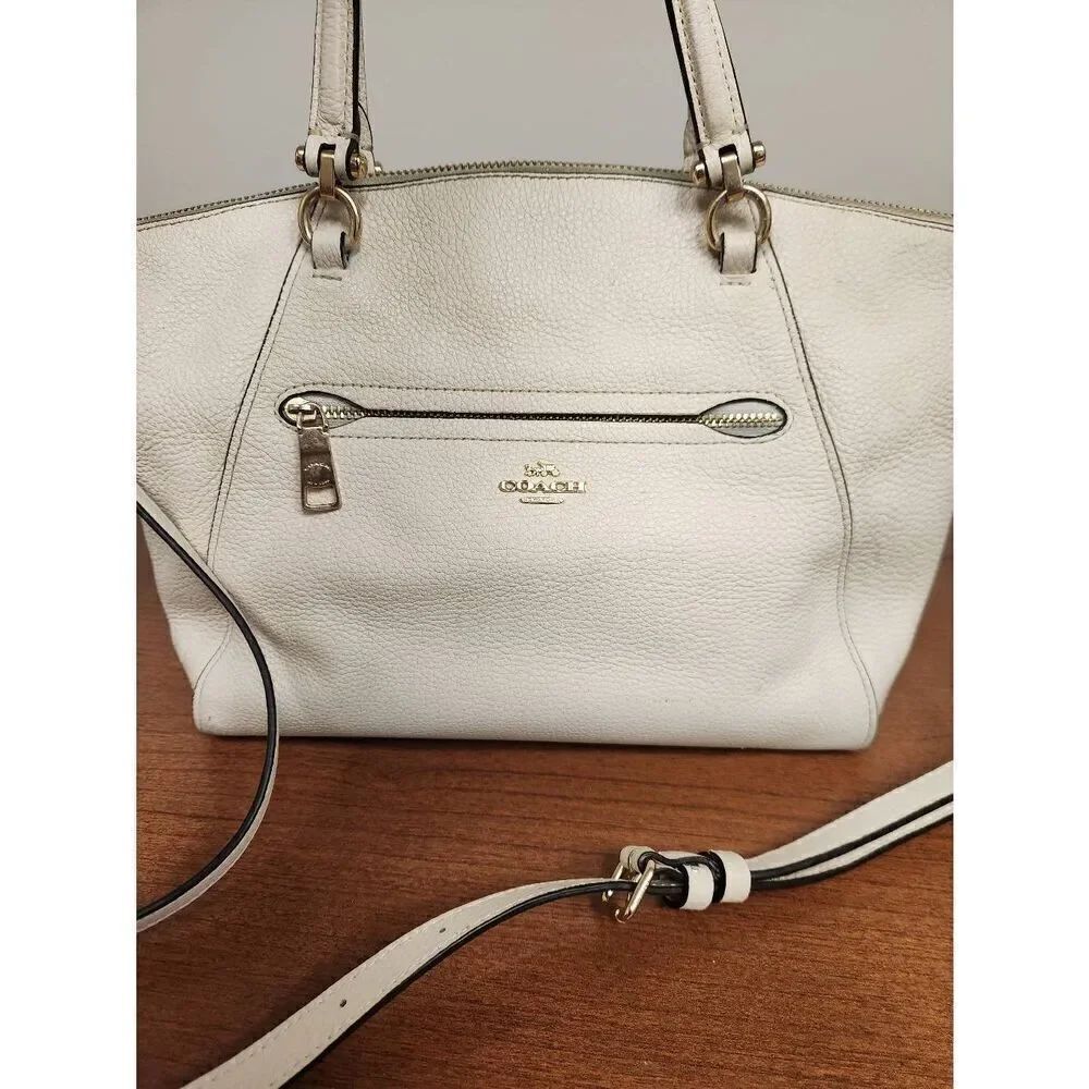 Coach A2054-79997(PF) pebbled leather prairie handbag in color chalk with should